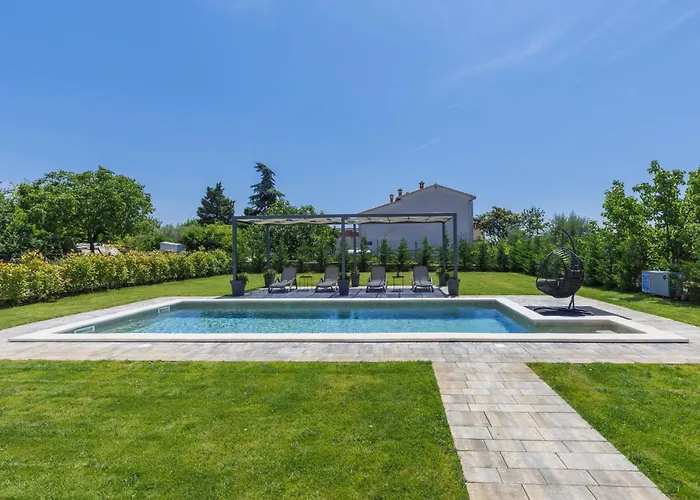 Holiday Home Villa Essea By Interhome