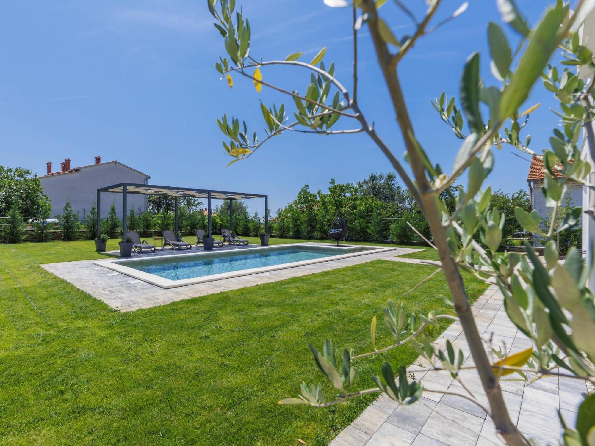 Essea By Interhome